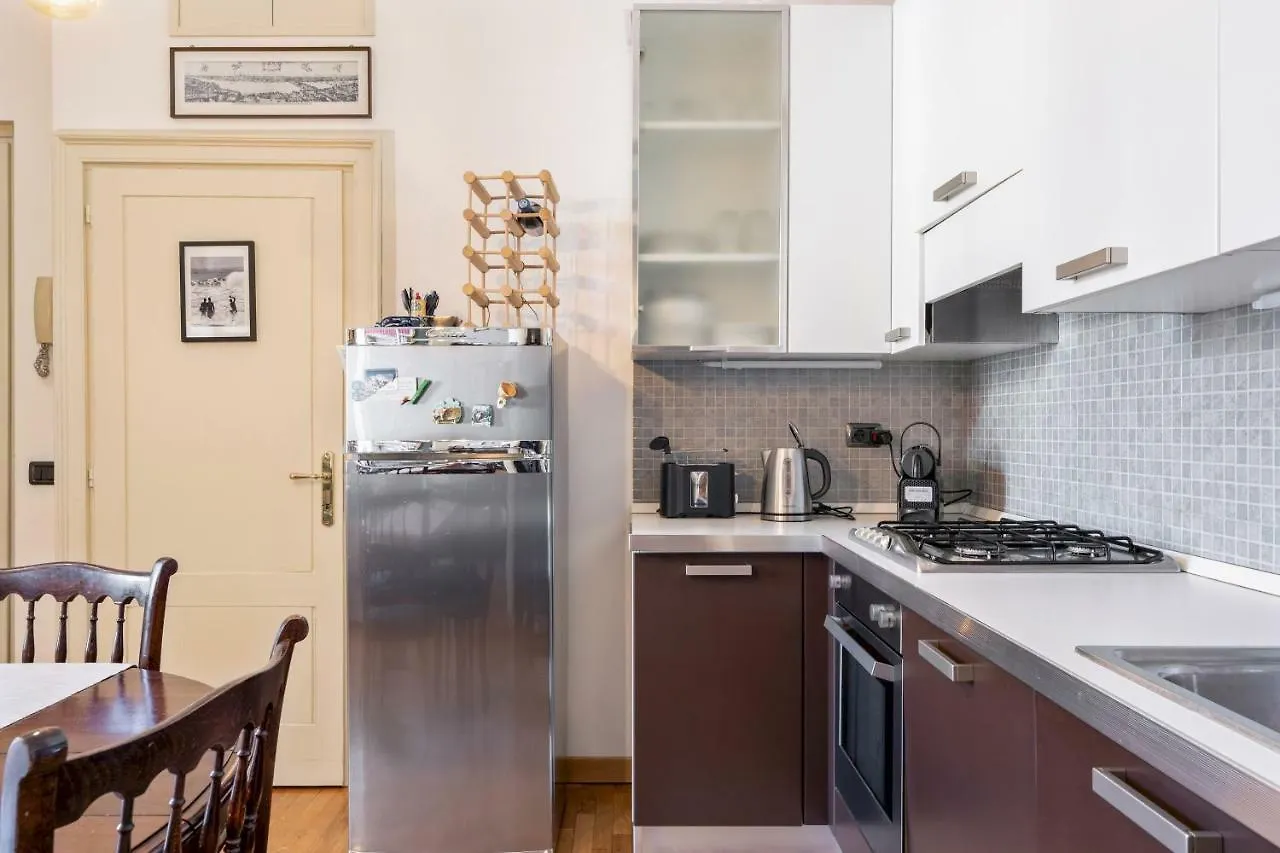 Altido Warm Flat For 3 In Isola, 10 Min To Centre Διαμέρισμα Μιλάνο