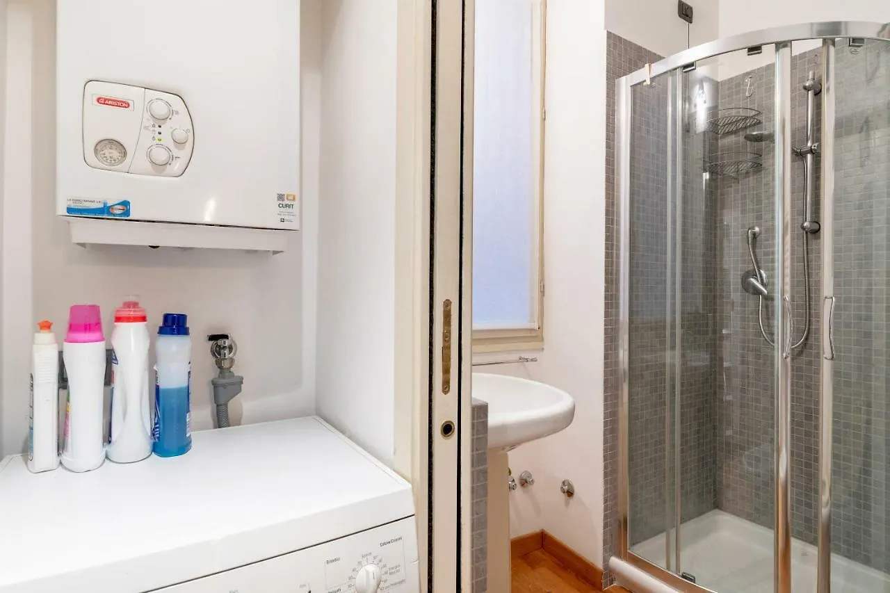 Altido Warm Flat For 3 In Isola, 10 Min To Centre Διαμέρισμα Μιλάνο