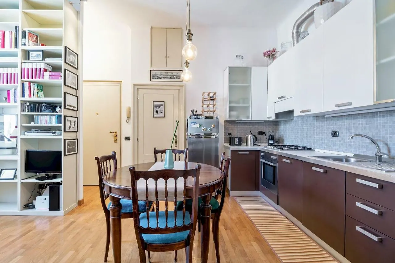 Altido Warm Flat For 3 In Isola, 10 Min To Centre Διαμέρισμα Μιλάνο 0*,  Ιταλία